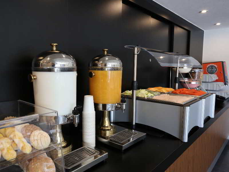 City Express By Marriott Salamanca Exterior photo